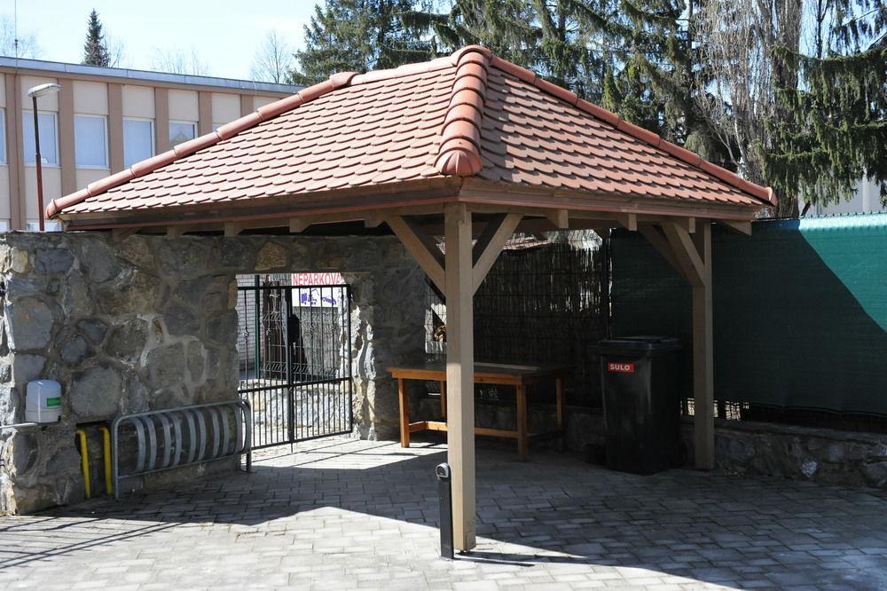Penzion Kiska Kežmarok Exteriör bild