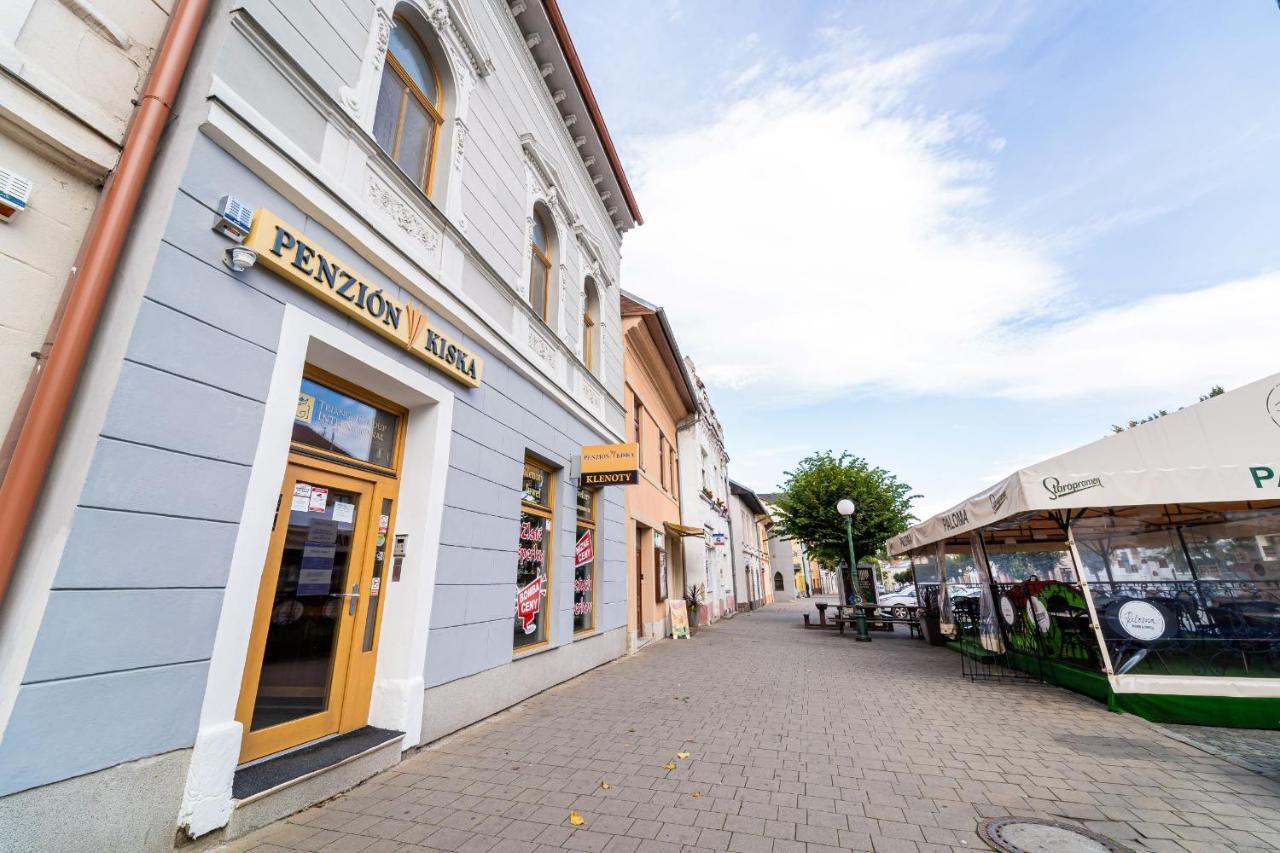 Penzion Kiska Kežmarok Exteriör bild
